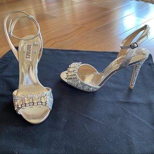 Badgley Mischka silver sparkle glitter heels sz 8